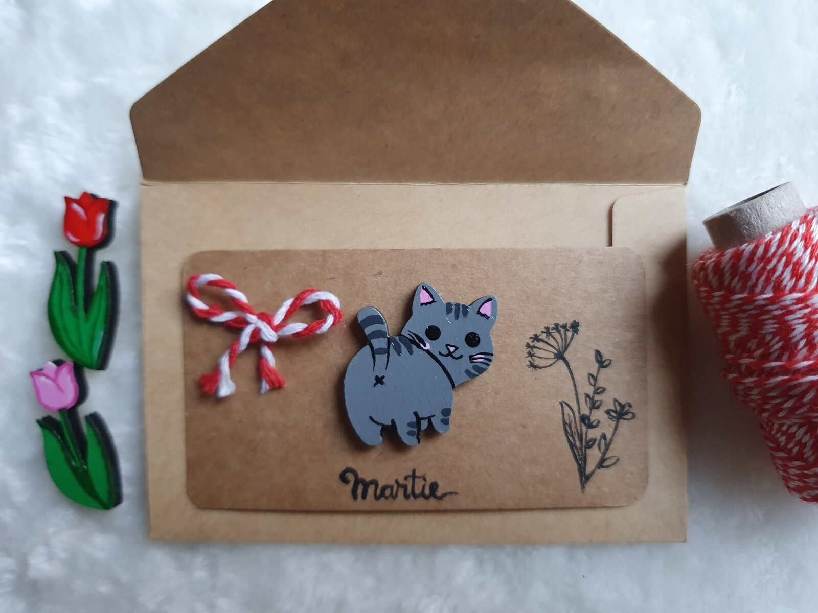 Martisor Pisica Gri (Contur)