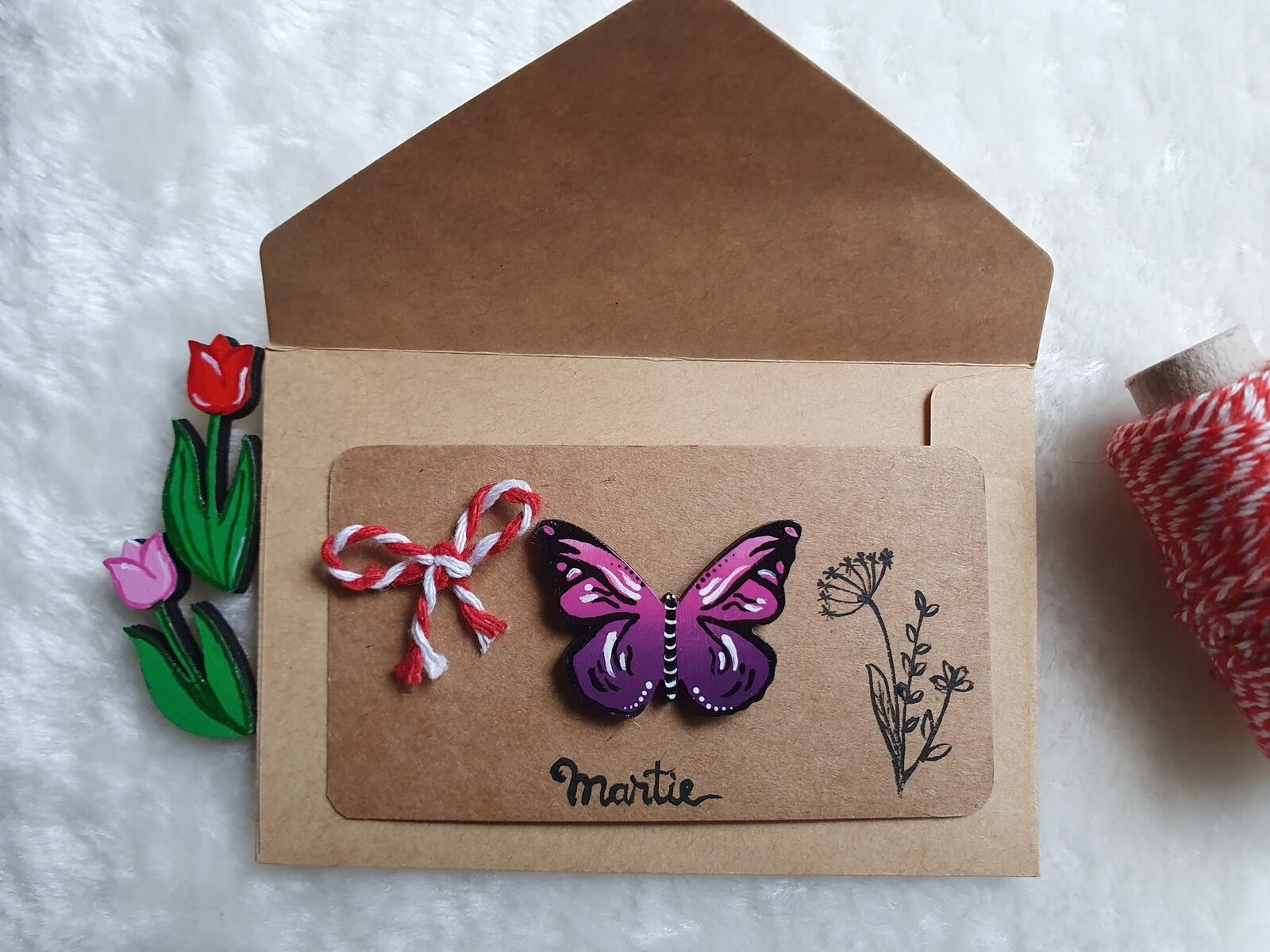 Martisor Fluture Mov